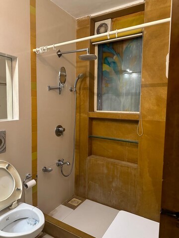 Furnished Amenities in 2 BHK Apartment at Pali Hill Niketan, Pali Hill – for Rent