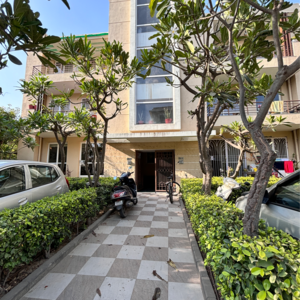 3 BHK Builder Floor For Sale in BPTP Parkland Pride, Sector 77