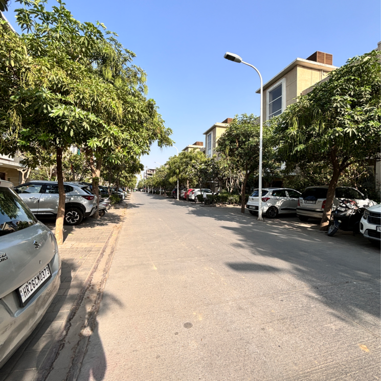  Parking, bptp-parkland-pride 3 Bedroom 1103 Sq.Ft. Builder Floor In Sector 77 Faridabad 8447336