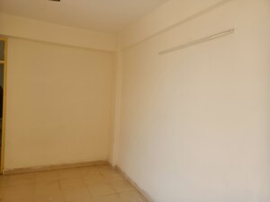 Room in 2 BHK Apartment at Breez Global Heights, Sohna Sector 33 – for Sale