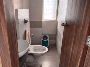 Bathroom in 1 BHK Apartment at Pardis CVII, Chembur – for Rent