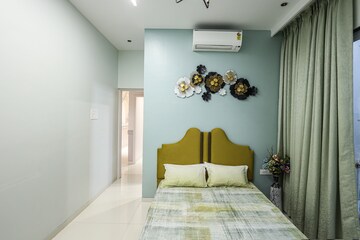 Bedroom in 3 BHK Apartment at Thane West – for Sale