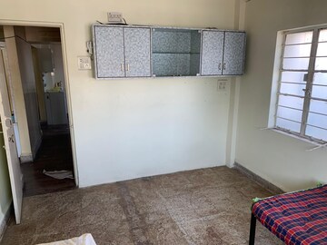 Bedroom in 2 BHK Apartment at Vastu Apartment, Dhankawadi – for Rent