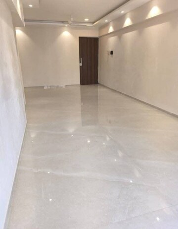 Room in 2 BHK Apartment at K Raheja Vihar, Powai – for Rent