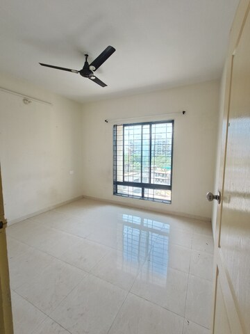 Room in 1 BHK Apartment at Deokar Residency, Wadgaon Sheri – for Rent