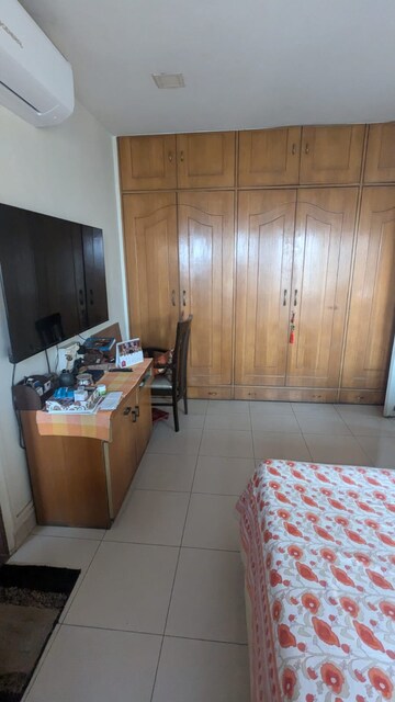 Bedroom in 2 BHK Apartment at Royal Classic Co Op Society, Andheri West – for Rent
