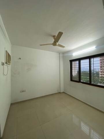 Room in 1 BHK Apartment at Lodha Casa Bella Gold, Dombivli East – for Sale