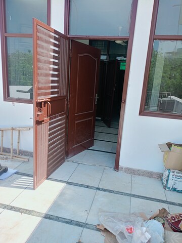 Balcony in 3 BHK Builder Floor at Sector 43 – for Rent
