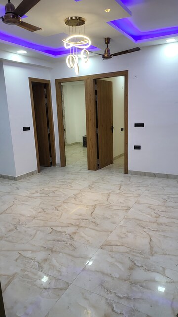 Room in 2 BHK Builder Floor at Sector 1 Greater Noida – for Sale