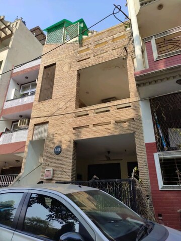 2 BHK Builder Floor – Exterior View View at Kalkaji - for Rent