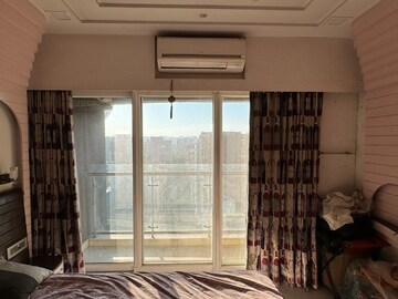 Room in 3 BHK Apartment at RNA Continental, Chembur – for Rent