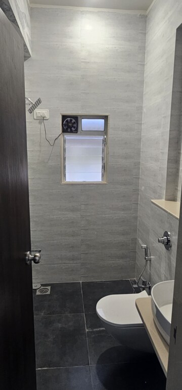 Bathroom in 3 BHK Apartment at Mulund West – for Rent