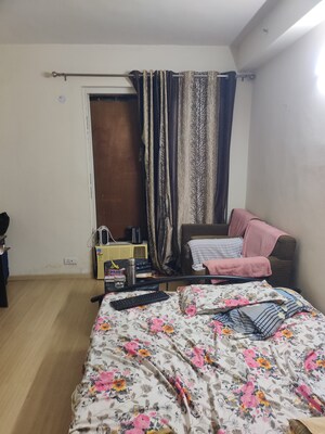 Bedroom in 4 BHK Apartment at DLF Express Greens, Manesar Sector 1a – for Sale