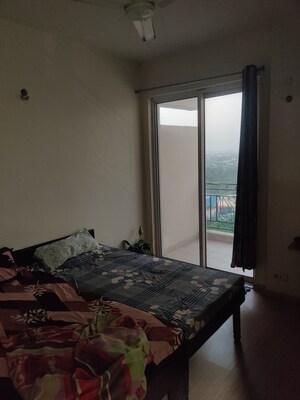 Furnished Amenities in 4 BHK Apartment at DLF Express Greens, Manesar Sector 1a – for Sale