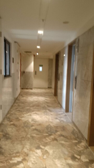 Room in 2 BHK Apartment at Dosti Eastern Bay, Wadala – for Rent