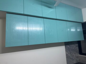 Furnished Amenities in 2 BHK Apartment at Dosti Eastern Bay, Wadala – for Rent