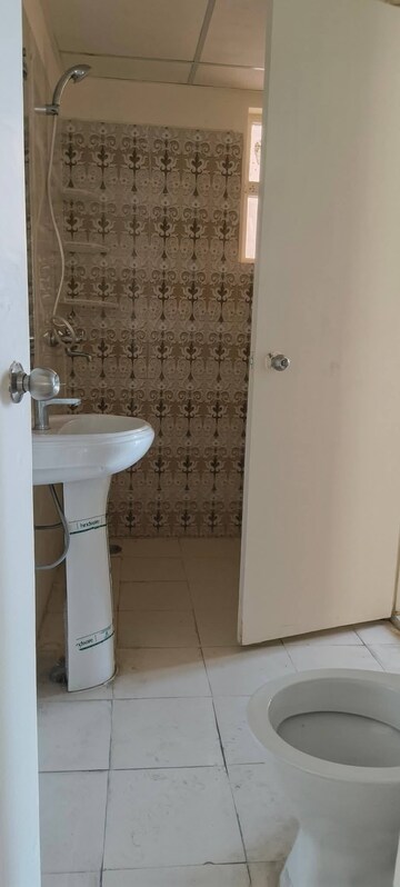 Bathroom in 3 BHK Apartment at Gaur City 2 - 14th Avenue, Sector 16c Greater Noida – for Rent