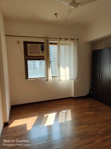 Room in 2 BHK Apartment at Lodha Splendora Phase II, Ghodbunder Road – for Sale