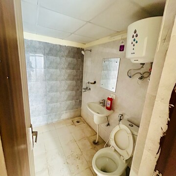 Bathroom in 2.5 BHK Apartment at Anthem French Apartment, Bhangel – for Rent