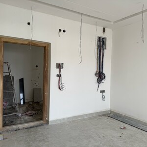 Room in 3 BHK Apartment at Bandlaguda Jagir – for Sale