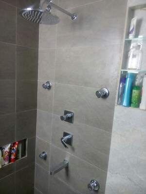 Furnished Amenities in 3 BHK Apartment at Navi Peth – for Sale