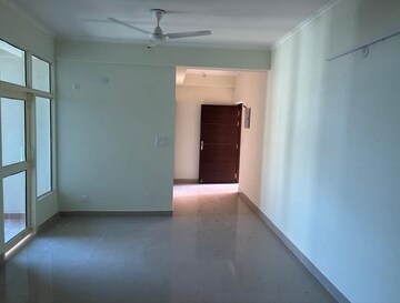 Furnished Amenities in 3.5 BHK Apartment at JKG Palm Court, Sector 16c Greater Noida – for Rent