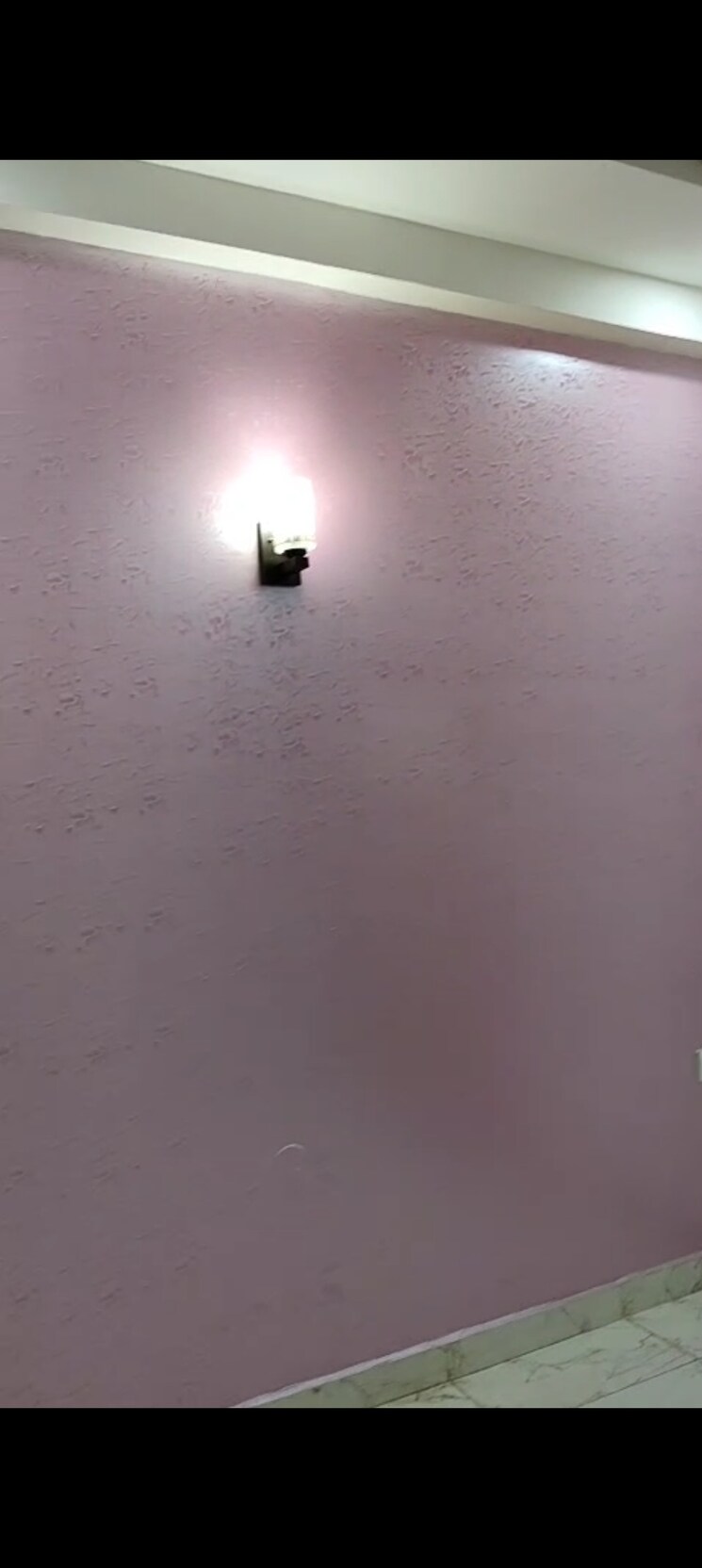 Room, indrapuram 3 Bedroom 112 Sq.Mt. Builder Floor In Indrapuram Ghaziabad 8447674