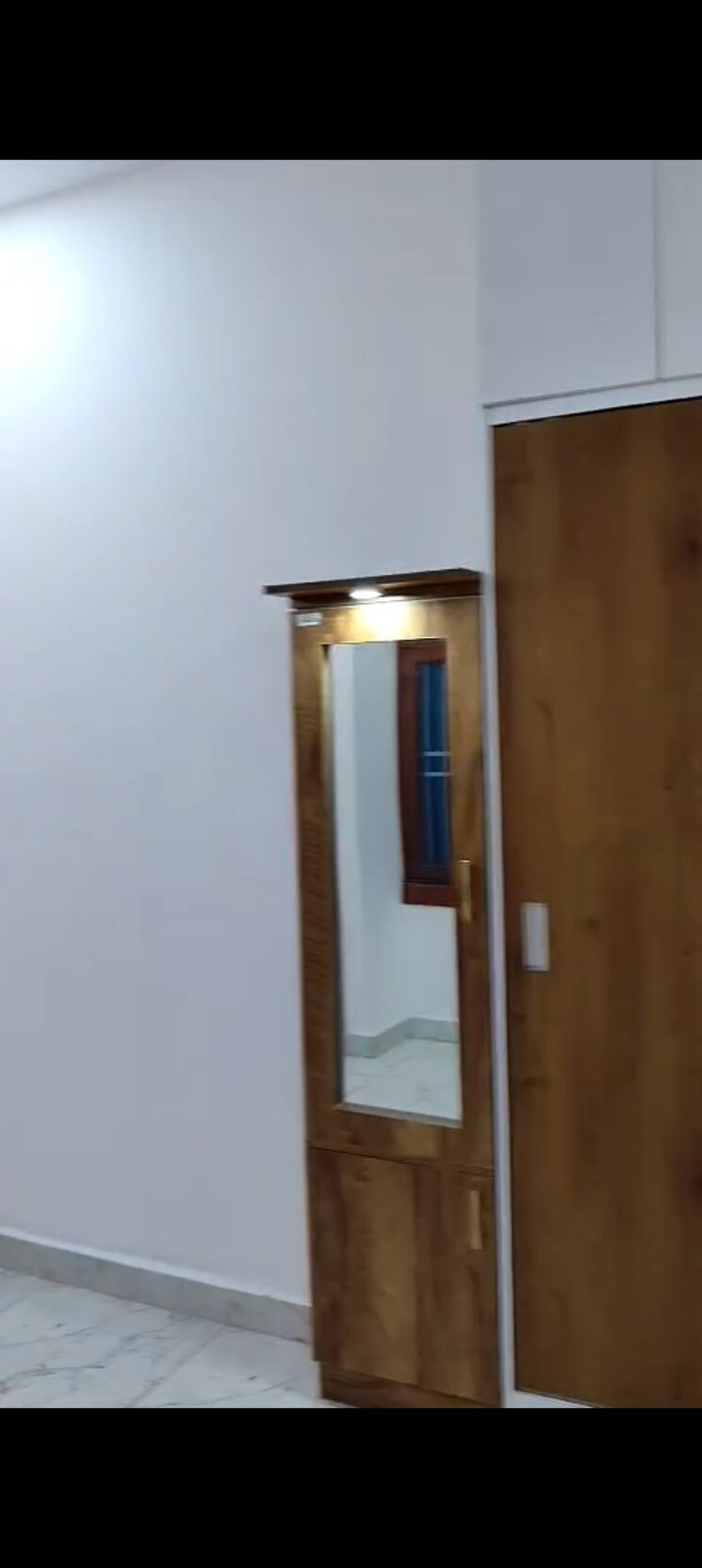 Room, indrapuram 3 Bedroom 112 Sq.Mt. Builder Floor In Indrapuram Ghaziabad 8447674