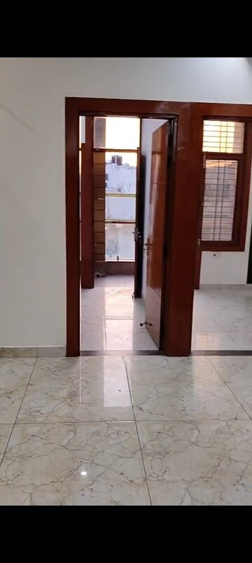 Room in 3 BHK Builder Floor at Indrapuram – for Sale