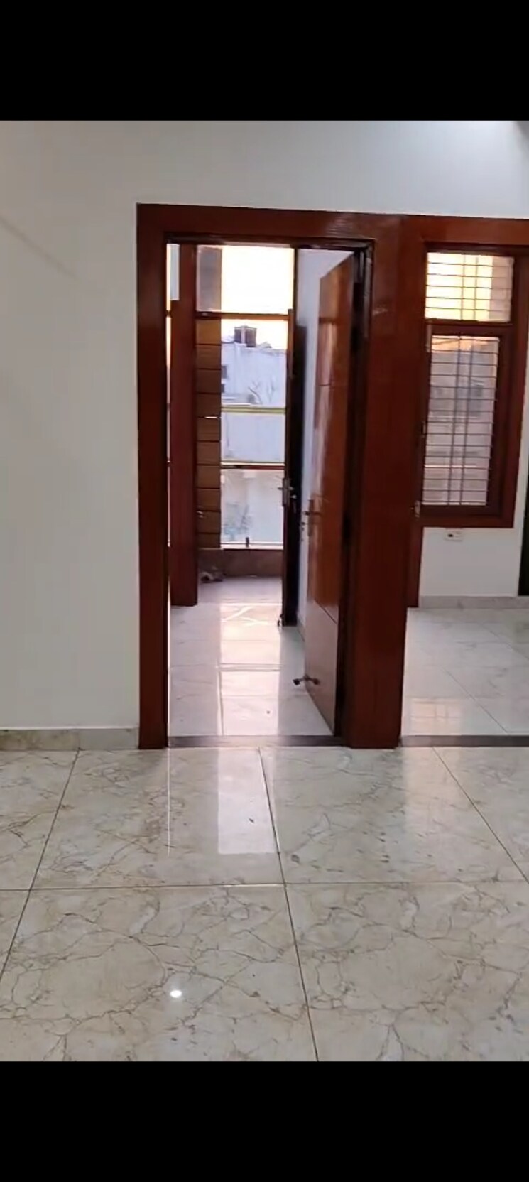 Room, indrapuram 3 Bedroom 112 Sq.Mt. Builder Floor In Indrapuram Ghaziabad 8447674