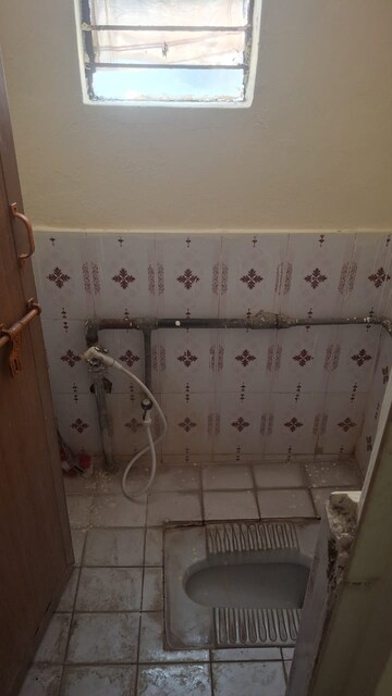 Bathroom in 2 BHK Apartment at Shukrawar Peth – for Rent