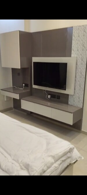 Furnished Amenities in Studio Apartment at Omaxe Hazratganj, Gomti Nagar – for Sale