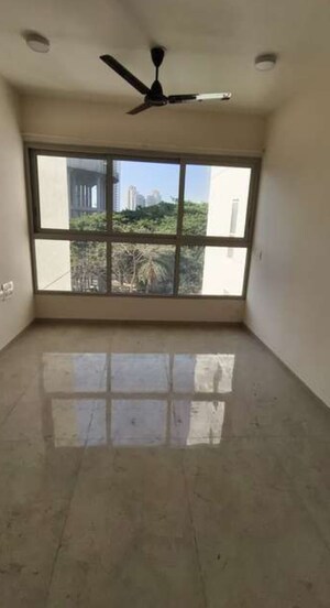 Room in 2 BHK Apartment at Piramal Vaikunth Vraj, Balkum Pada – for Sale