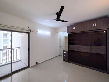 Room in 3 BHK Apartment at Goyal Orchid Piccadilly, Thanisandra Main Road – for Rent
