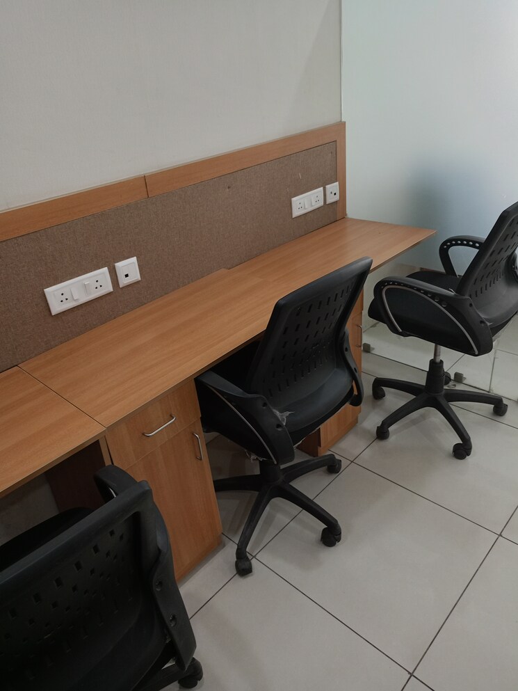 Team Area, chandigarh-citi-center Commercial Office Space 375 Sq.Ft. In Vip Road Zirakpur 8447814