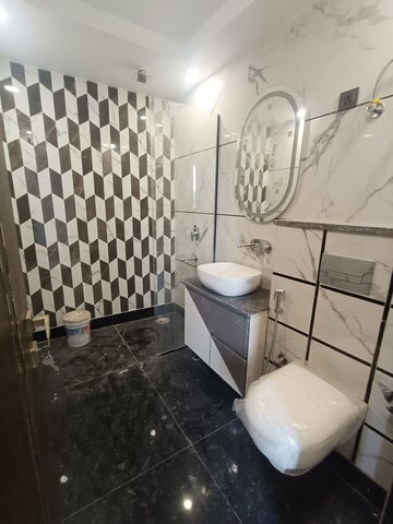Bathroom in 3 BHK Builder Floor at Sector 28 – for Rent