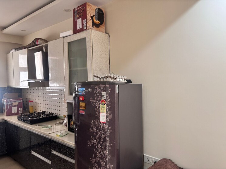 Living Room, unitech-the-residences-sector-33 2 Bedroom 1125 Sq.Ft. Apartment In Sector 33 Gurgaon 8447833