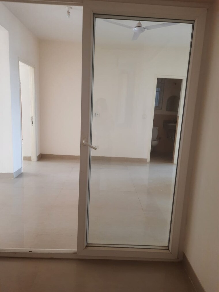 Room, emaar-emerald-floors-premier 3 Bedroom 1650 Sq.Ft. Apartment In Sector 65 Gurgaon 8447842