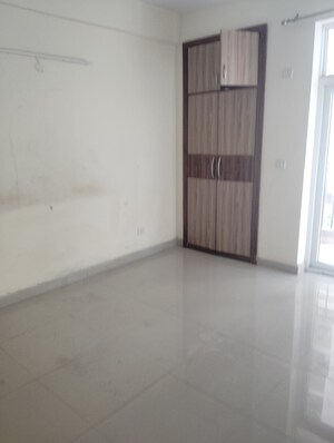 Room in 3 BHK Builder Floor at Krish Aura, Alwar Bypass Road – for Sale