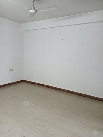 Room in 3 BHK Independent House at Jakhan – for Rent