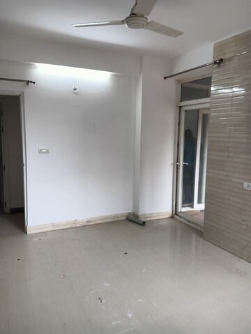Room in 3 BHK Independent House at Jakhan – for Rent