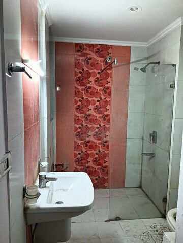 Bathroom in 3 BHK Independent House at Jakhan – for Rent