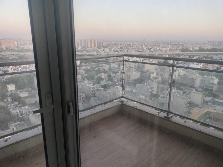 Balcony, experion-windchants 3 Bedroom 3475 Sq.Ft. Apartment In Sector 112 Gurgaon 8447899
