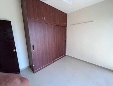 Room in 2 BHK Apartment at Mahagun Mywoods, Sector 16c Greater Noida – for Rent