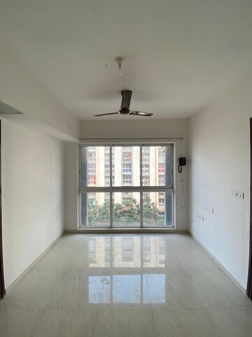 2 BHK Apartment For Rent in Lodha Golden Dream, Dombivli East