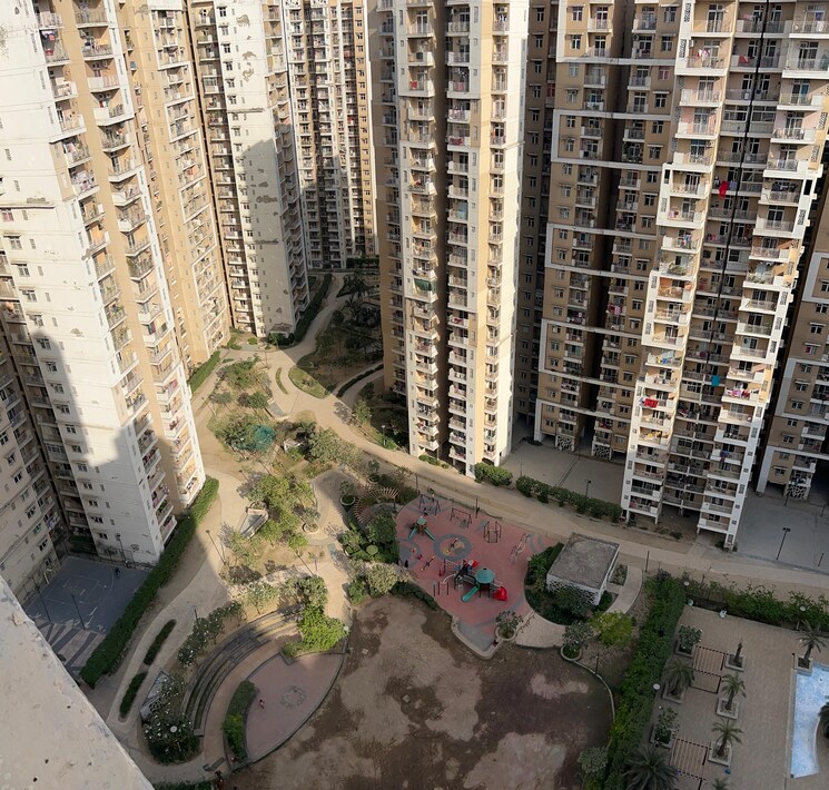 Balcony, mahagun-mywoods 2.5 Bedroom 1110 Sq.Ft. Apartment In Sector 16c Greater Noida Greater Noida 8447913