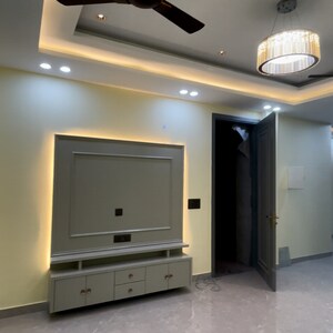 Room in 3 BHK Builder Floor at Vaishali Extension – for Sale