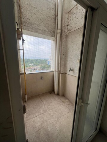 Bathroom in 2 BHK Apartment at Kumar Parc Residences, Hadapsar – for Sale