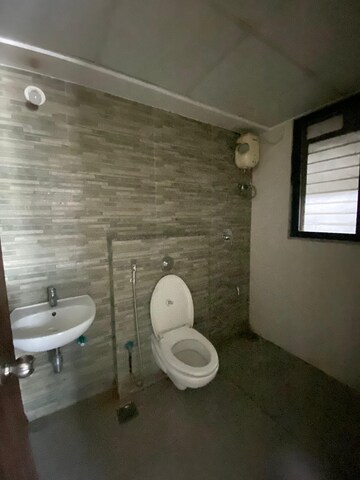 Attached Bathroom in 1.5 BHK Apartment at Lodha Palava Downtown, Dombivli East – for Rent