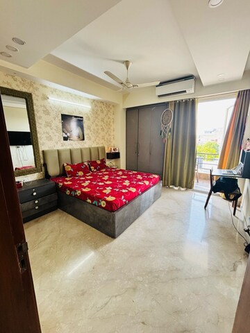 Bedroom in 3 BHK Builder Floor at MVL IPark, Sector 15 – for Rent